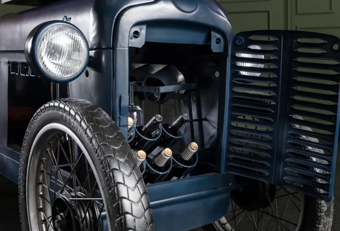 Bar Racing - Racebil, 238x98cm - KARE Design