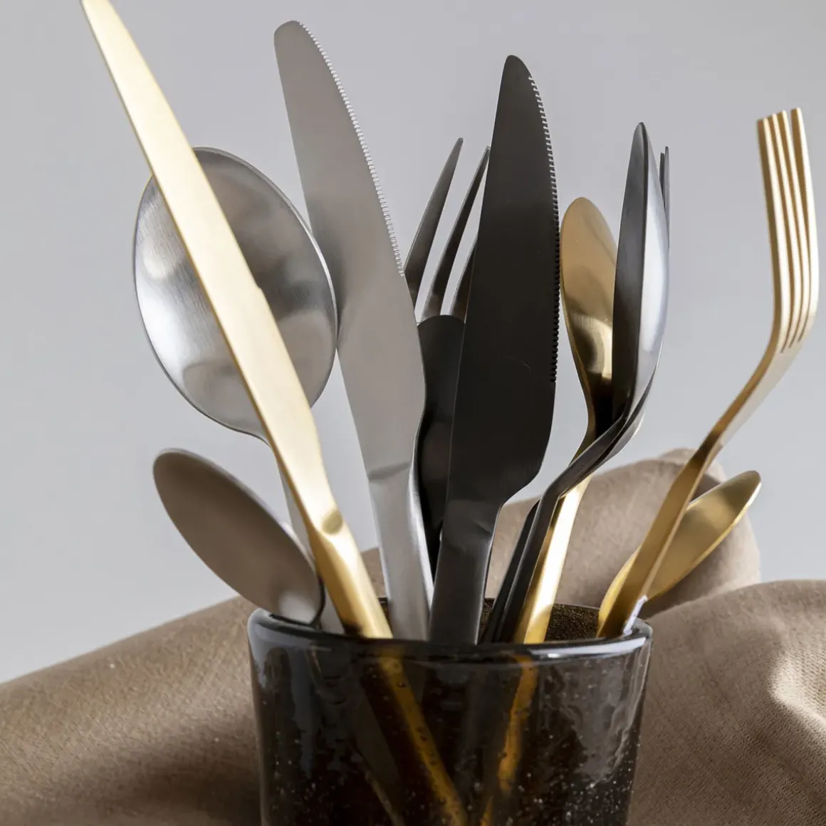 Bestick Gloria Matt Silver (16-part) - KARE Design