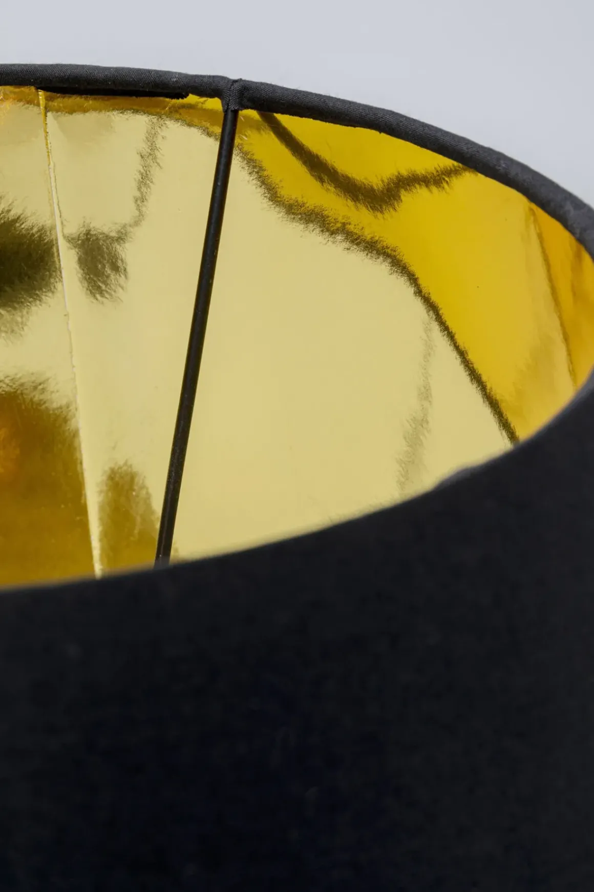 Bordslampa Animal Monkey Love - Guld/Svart Skärm - KARE Design