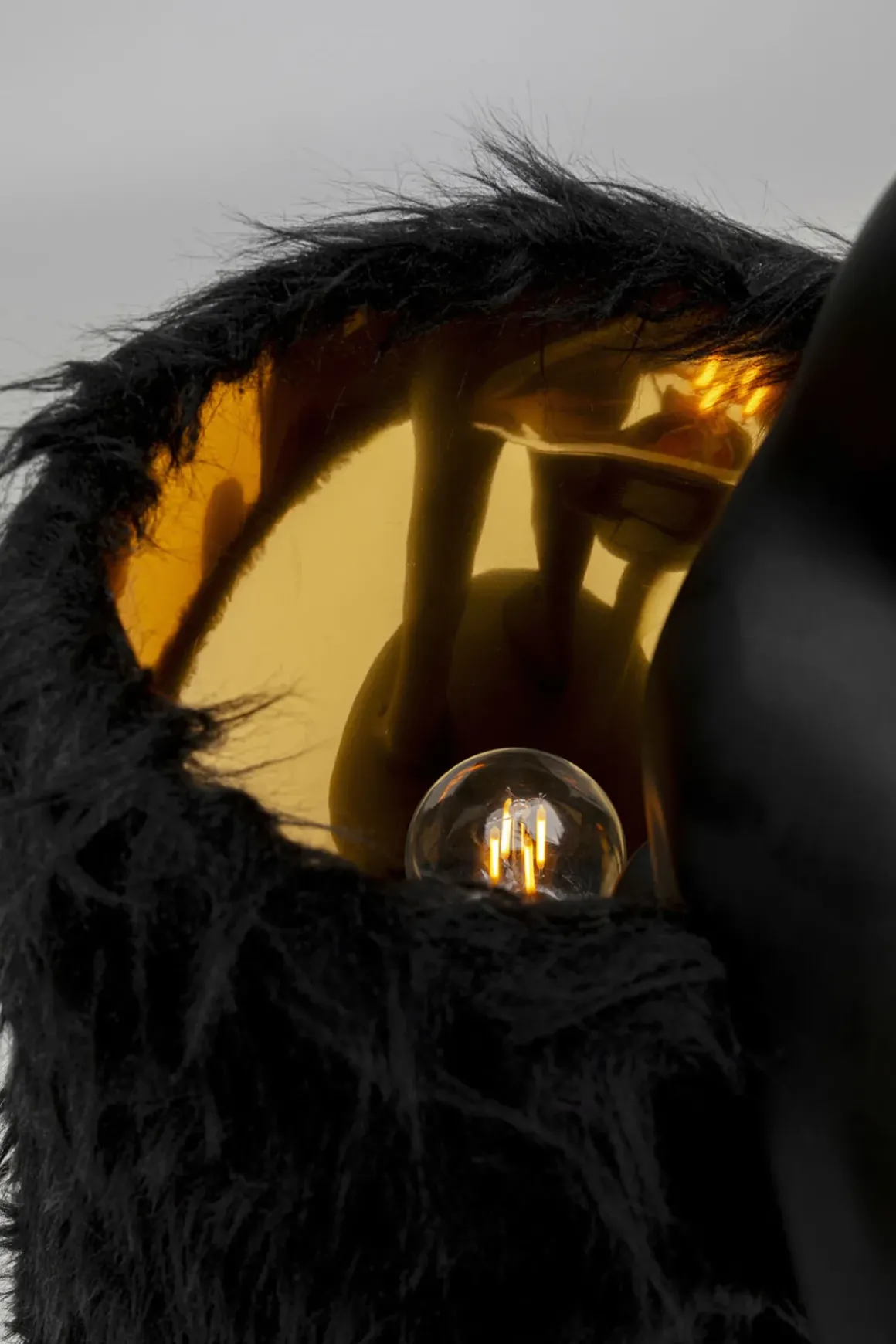 Bordslampa Animal Rabbit Fur - Svart/Guld, 68cm - KARE Design