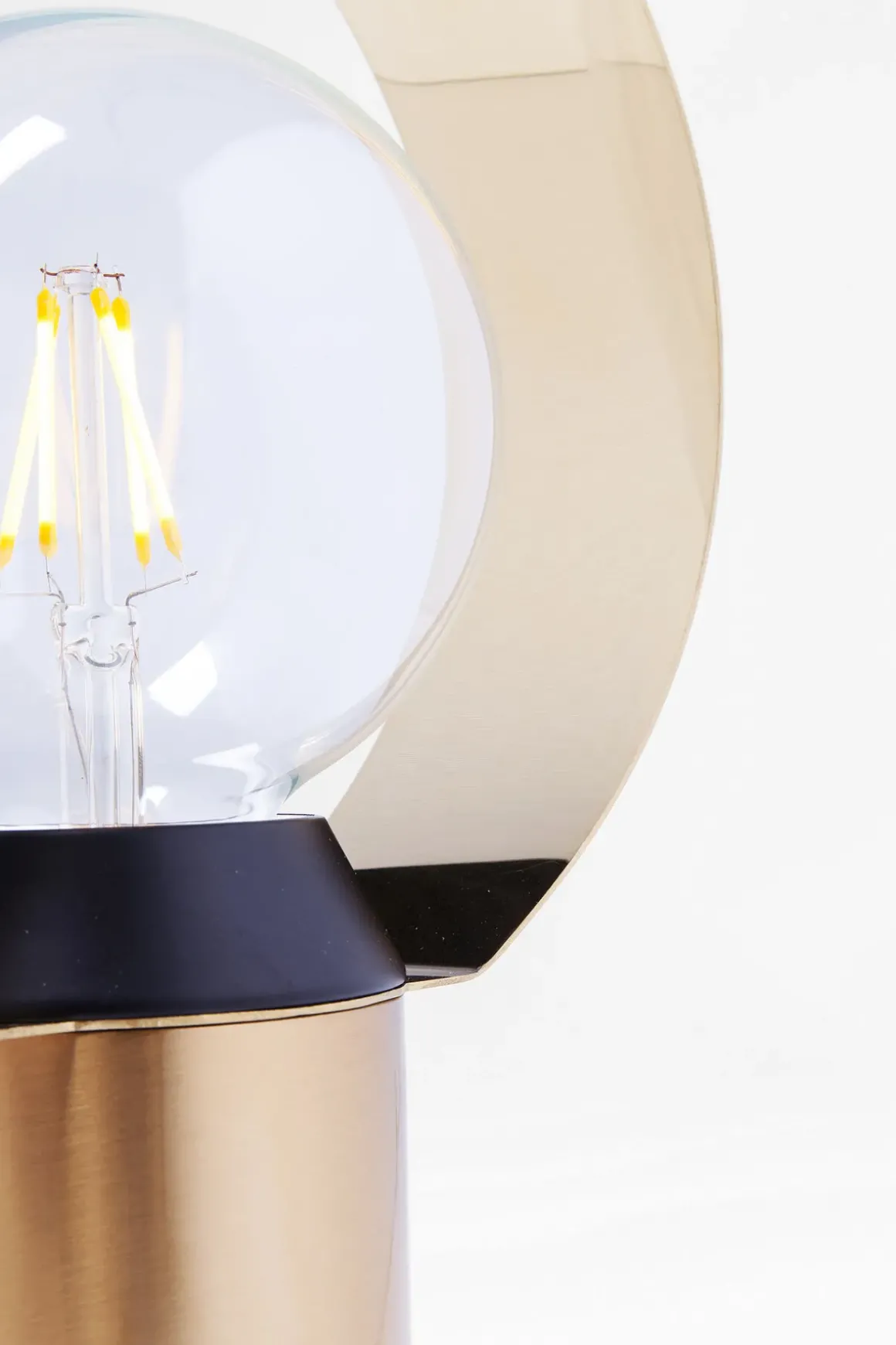 Bordslampa Miracle Ring LED Mässing 17x29 cm - KARE Design