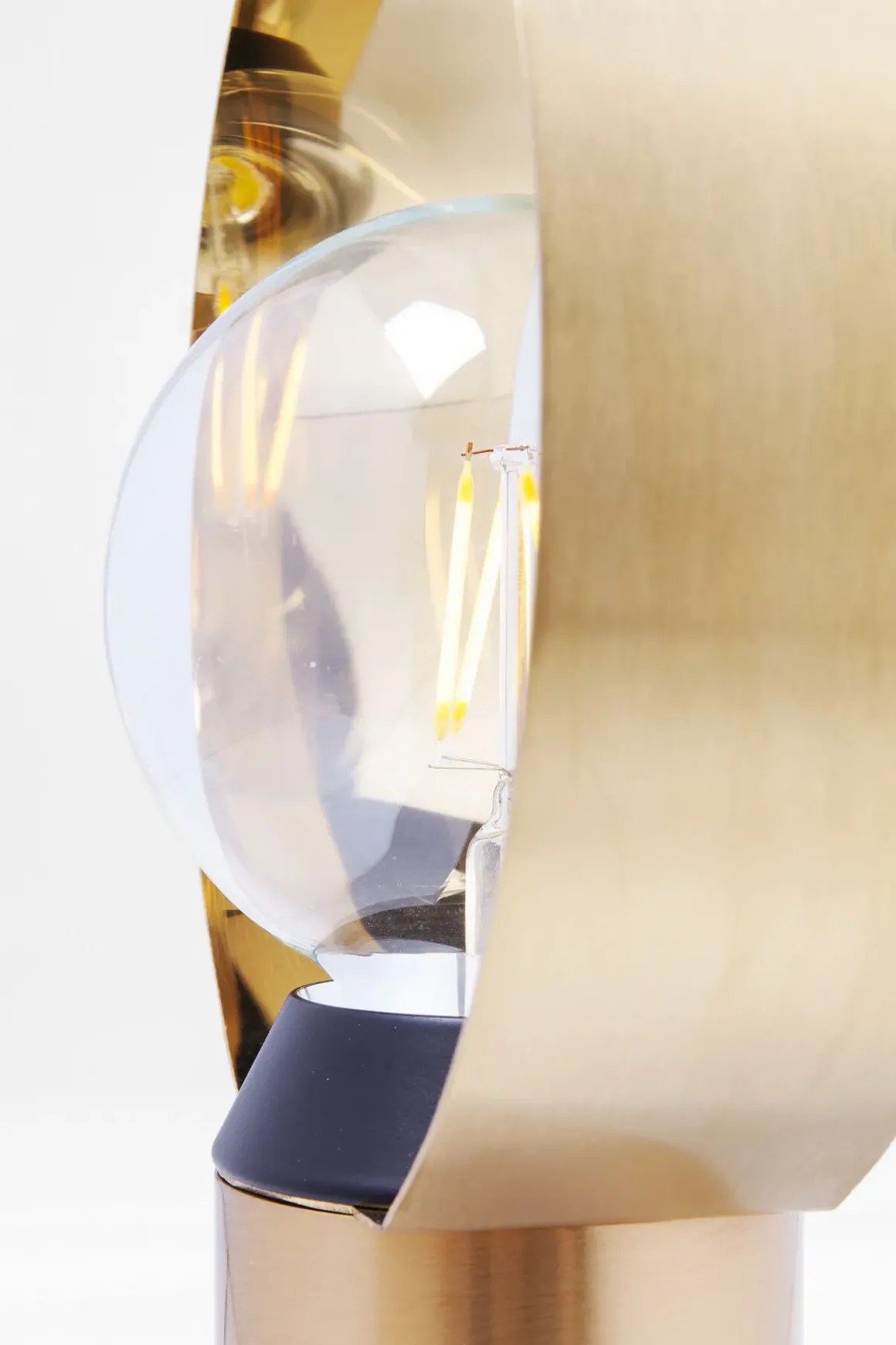 Bordslampa Miracle Ring LED Mässing 17x29 cm - KARE Design