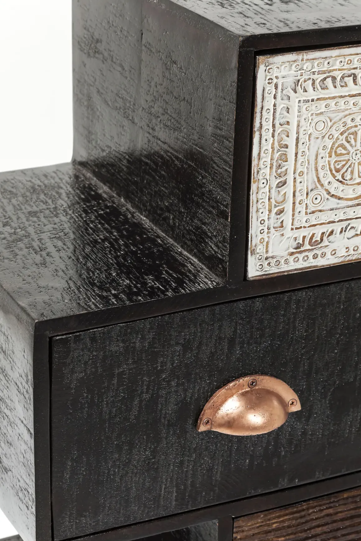 Byrå Finca - Rustik Patina i Ljust och Mörkt Trä, 6 lådor - KARE Design