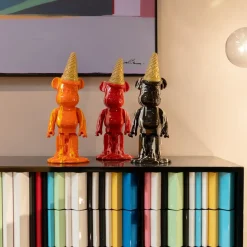 Dekorfigur Gelato Bear - Björn, röd, 40cm - KARE Design