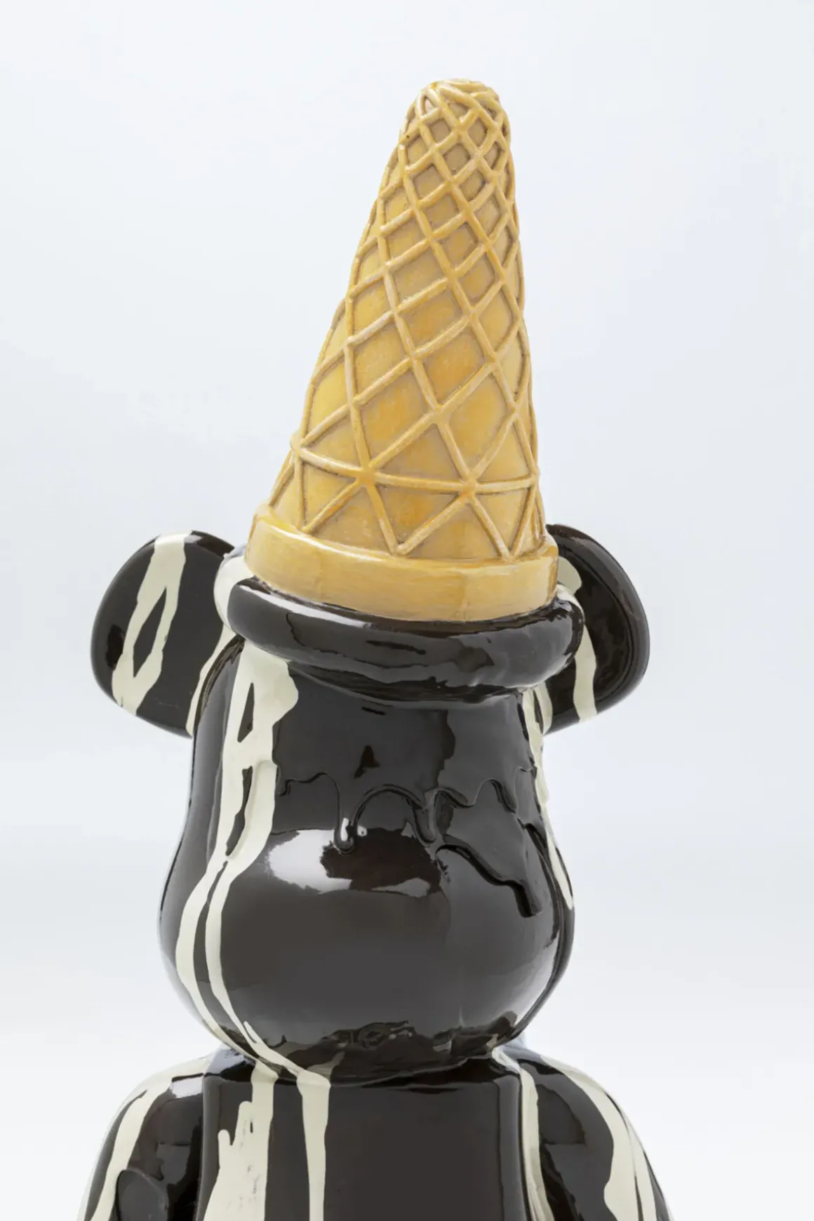 Dekorfigur Gelato Bear - Björn, Svart, 40cm - KARE Design