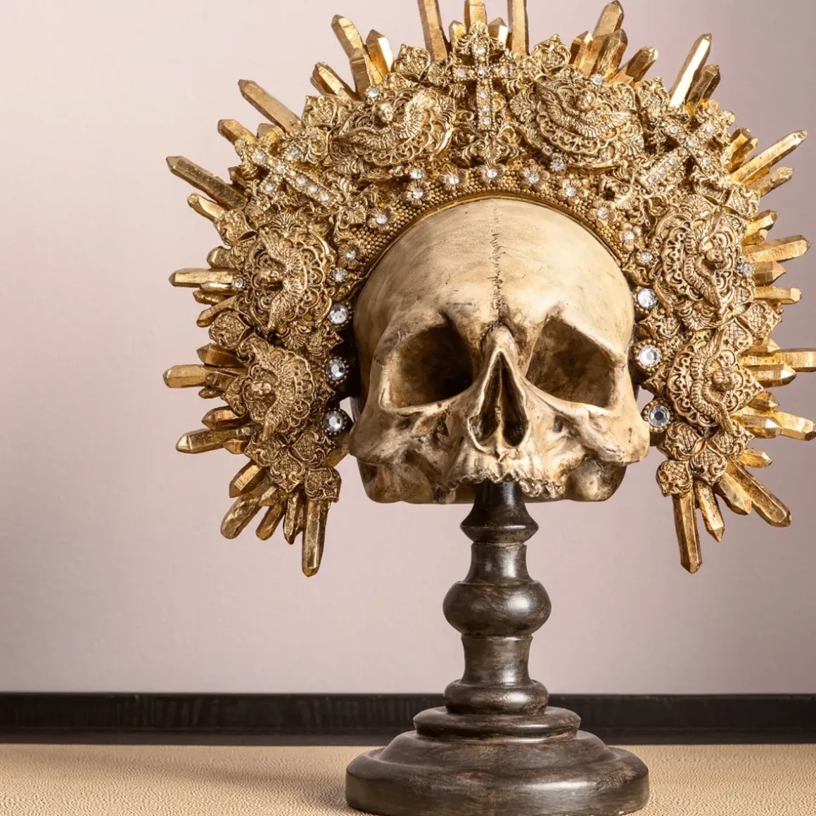 Dekor King Skull - Skulptur på Fot - KARE Design