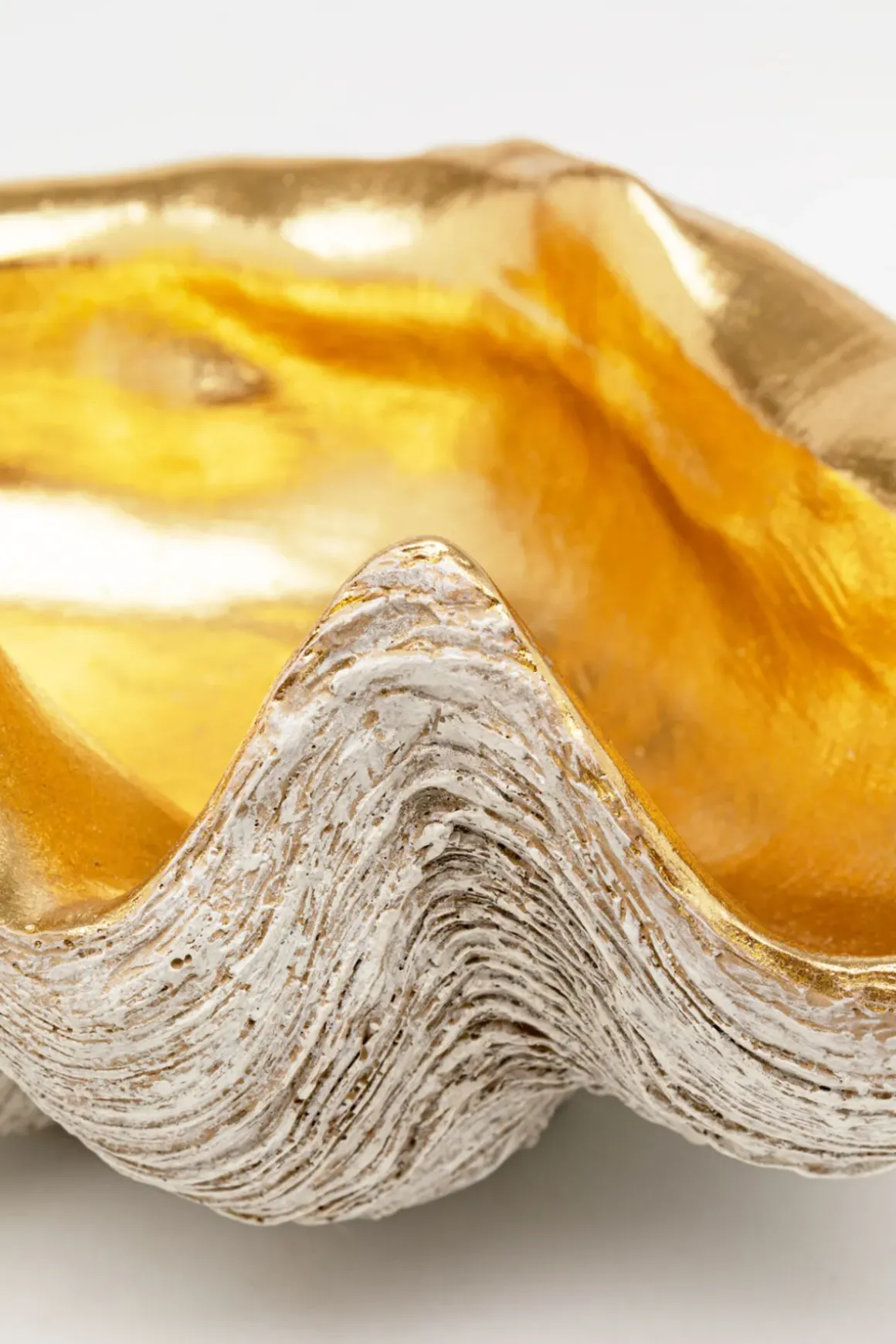 Dekor Noble Shell - Guld, 41x27cm - KARE Design