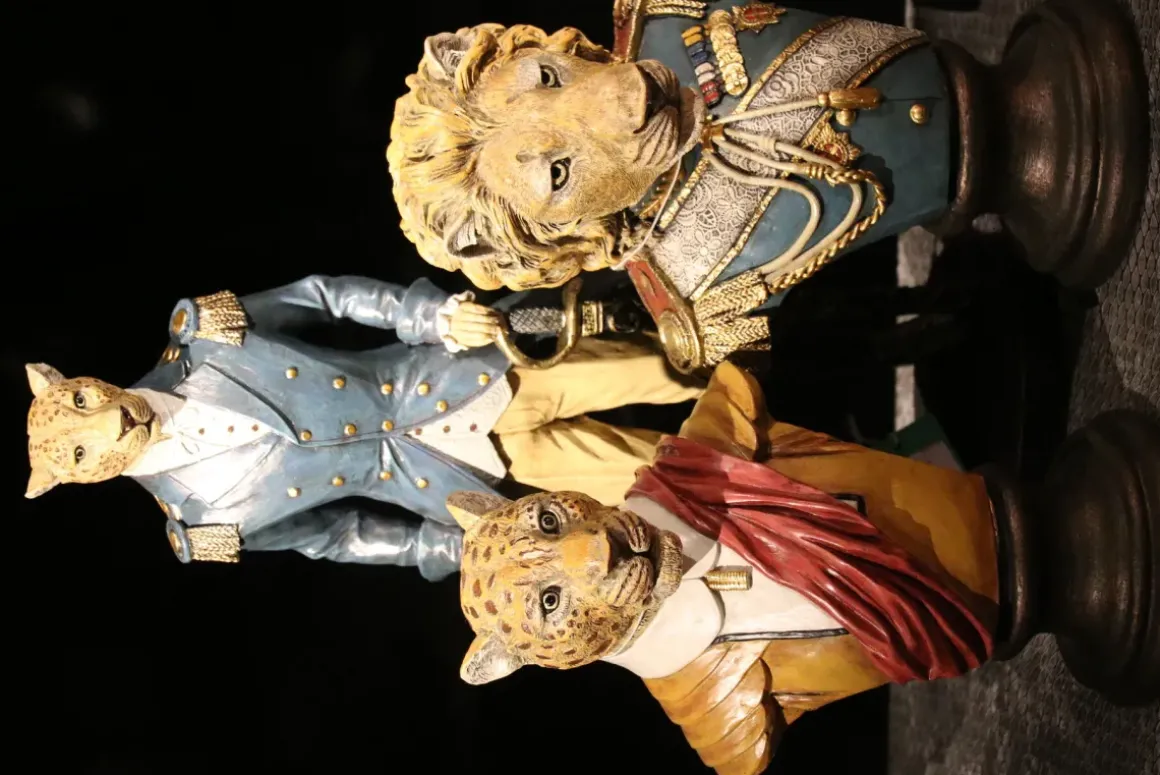 Dekor Skulptur Sir - Lejon - KARE Design
