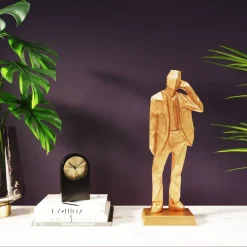 Dekor Standing Man - Guldfinish, 62cm - KARE Design