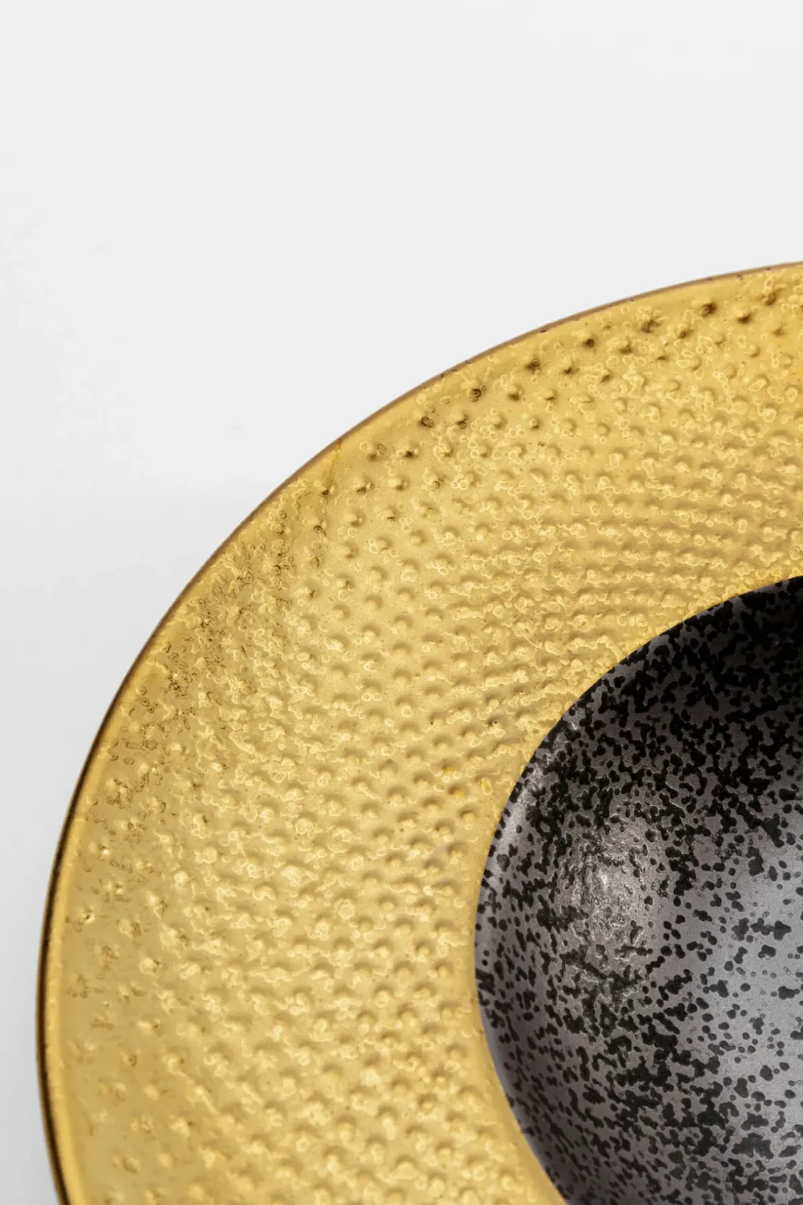 Djup Tallrik Diva - Keramik, Handgjort, Ø22cm - KARE Design
