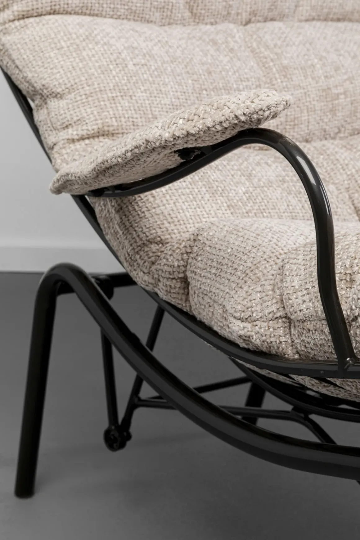 Fåtölj med Pall Vienna - Swing Beige - KARE Design
