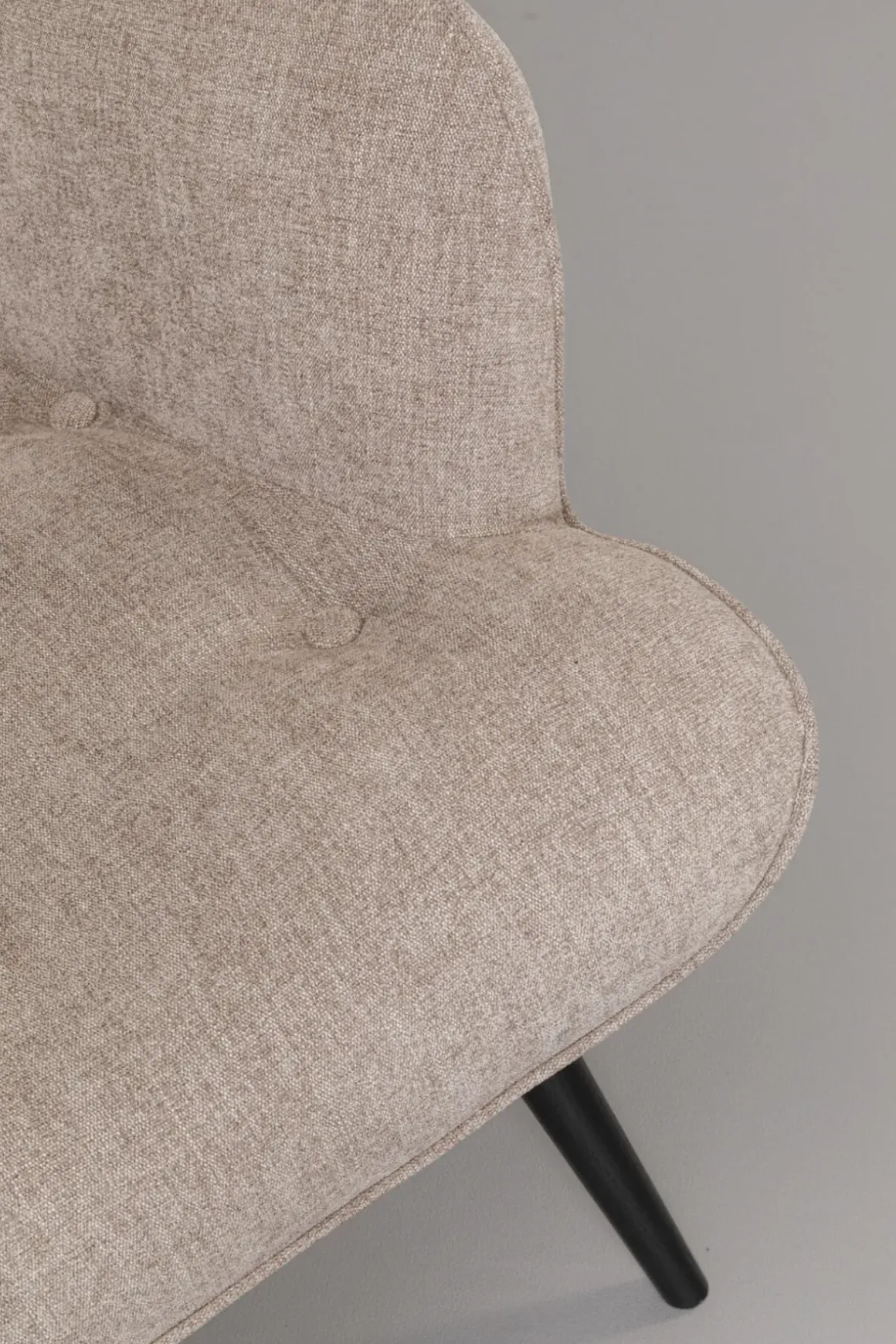 Fåtölj Vicky - Ljusbrun/Svarta Ben - KARE Design