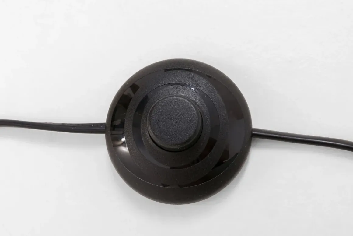 Golvlampa Atomic Balls - Mässing, 174cm - KARE Design