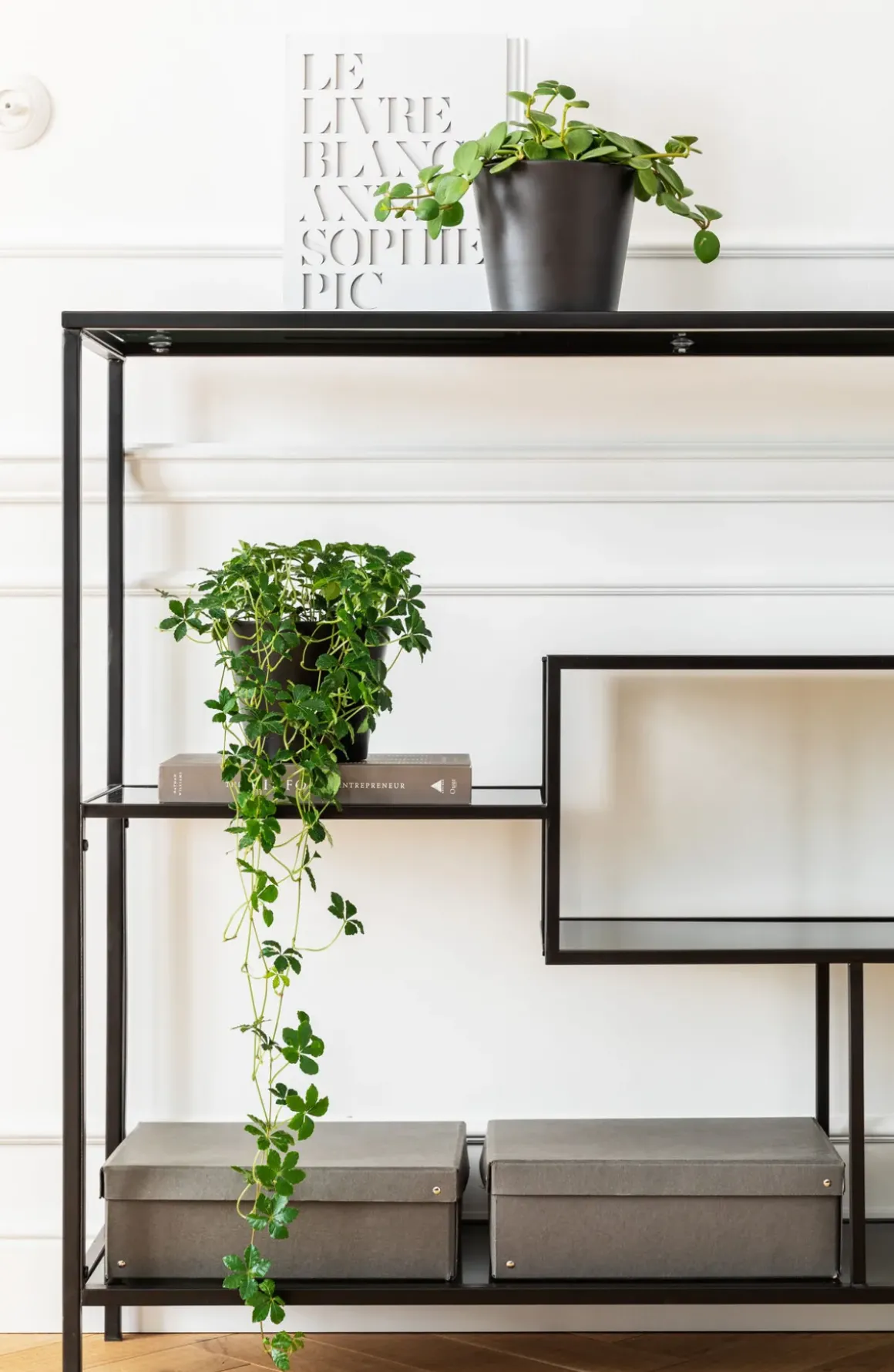 Hylla Loft - Öppen Bokhylla/Sideboard i Svart, 100x115cm - KARE Design