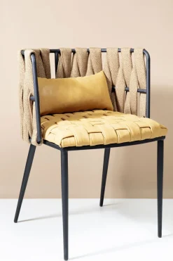 Karmstol Cheerio - Stol i Ljus Brun/Havregul med Armstöd - KARE Design