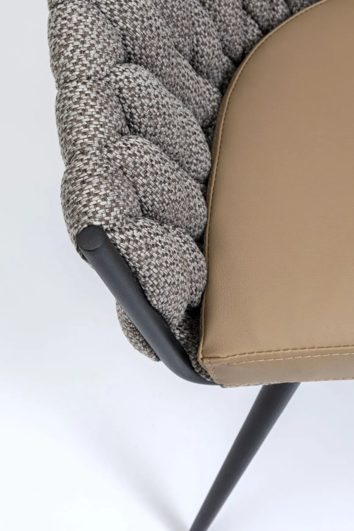 Karmstol Knot Tweed - Stol med Armstöd Greige - KARE Design