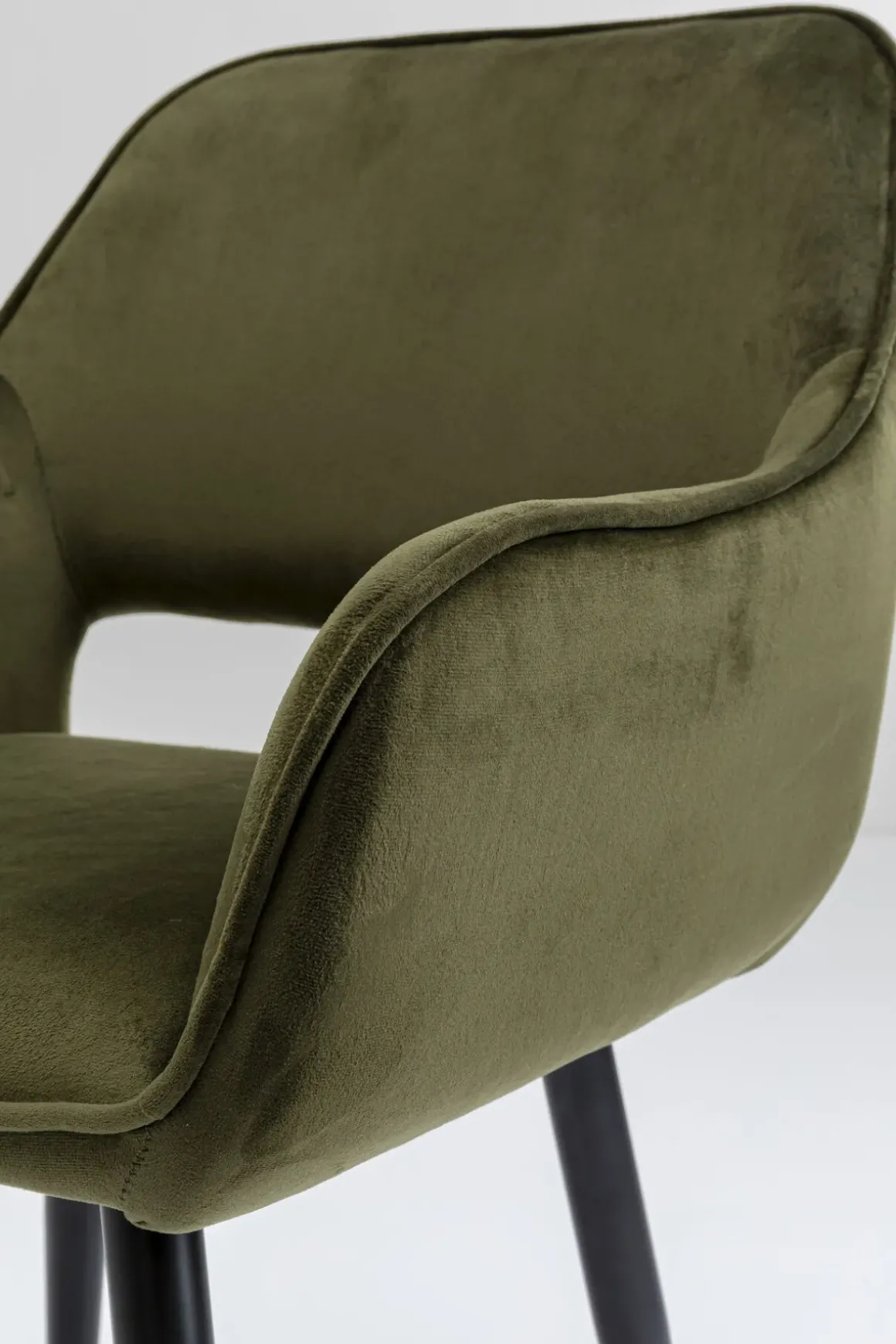 Karmstol San Fransisco - Stol med Armstöd - Mörkgrön Sammet/Svart - KARE Design