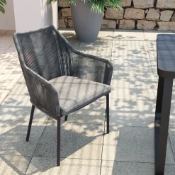 Karmstol Wave - Grå Stol med Armstöd - KARE Design