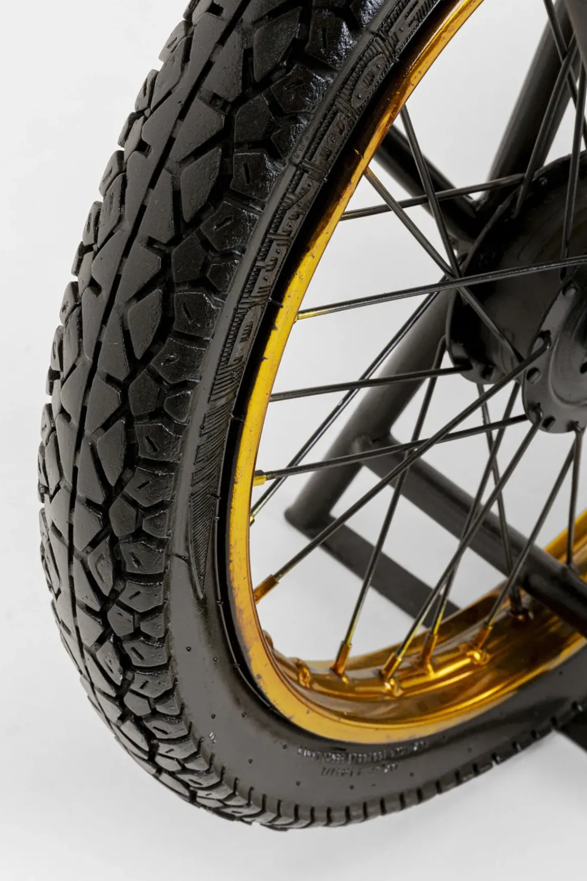 Konsolbord Motorbike - Barbord/Serveringssbord i Industristil,180 - KARE Design