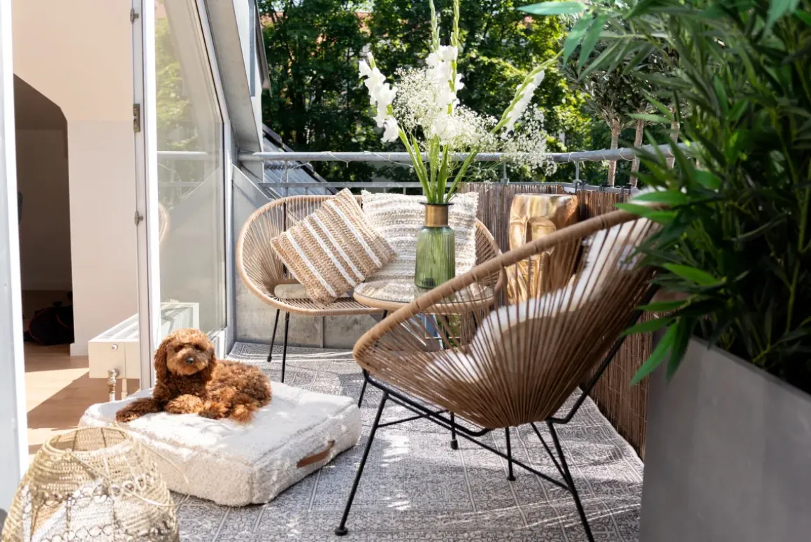 Loungestol Trädgård Spaghetti - KARE Design