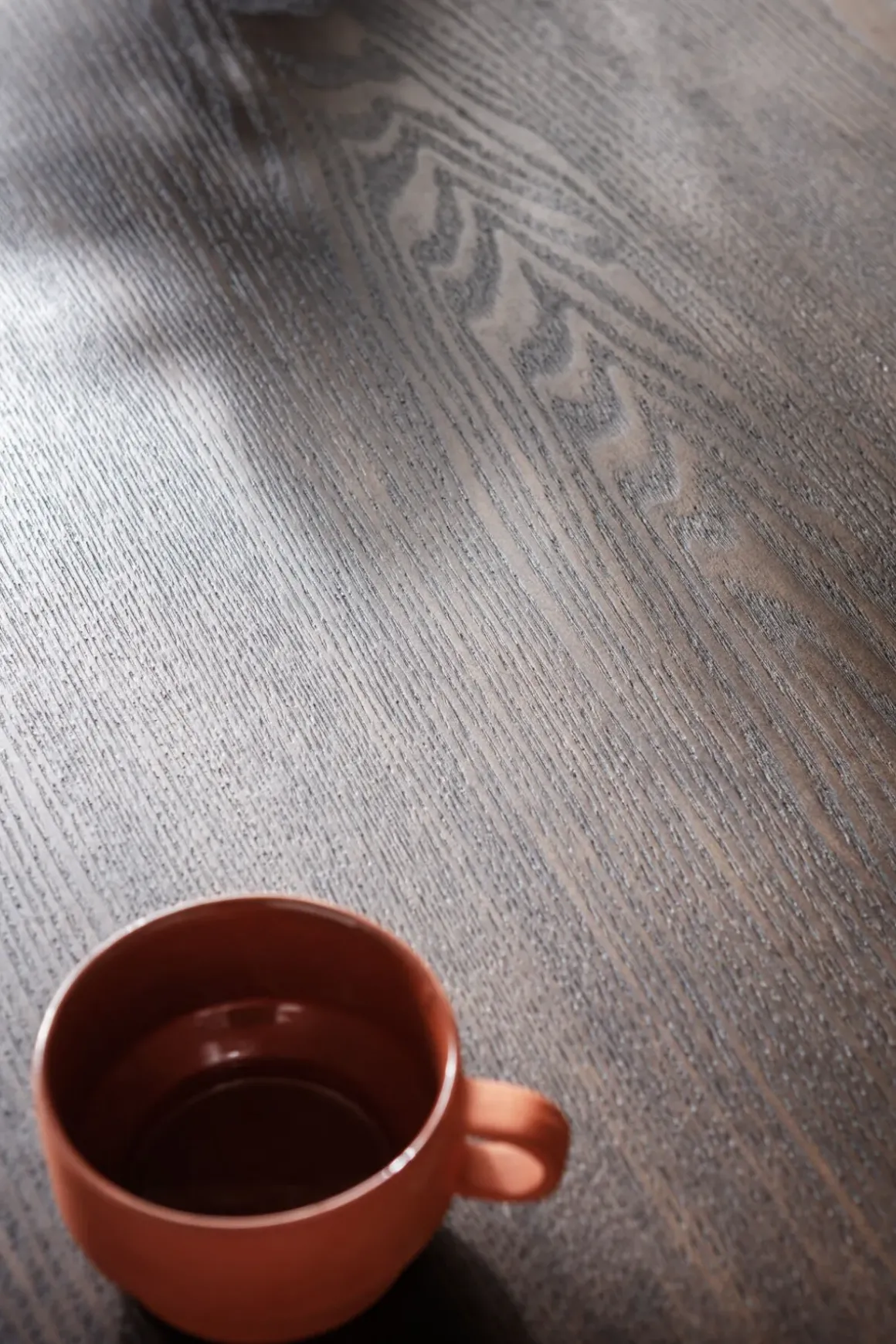 Matbord Osaka - Mörkt Trä/Borstad Mässing, 180x90cm - KARE Design