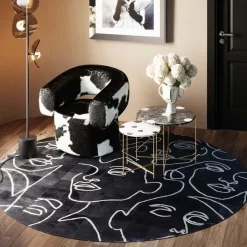 Matta Art Faces - Svart, Ø250cm - KARE Design