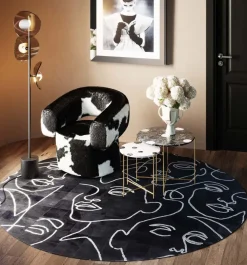Matta Art Faces - Svart, Ø250cm - KARE Design