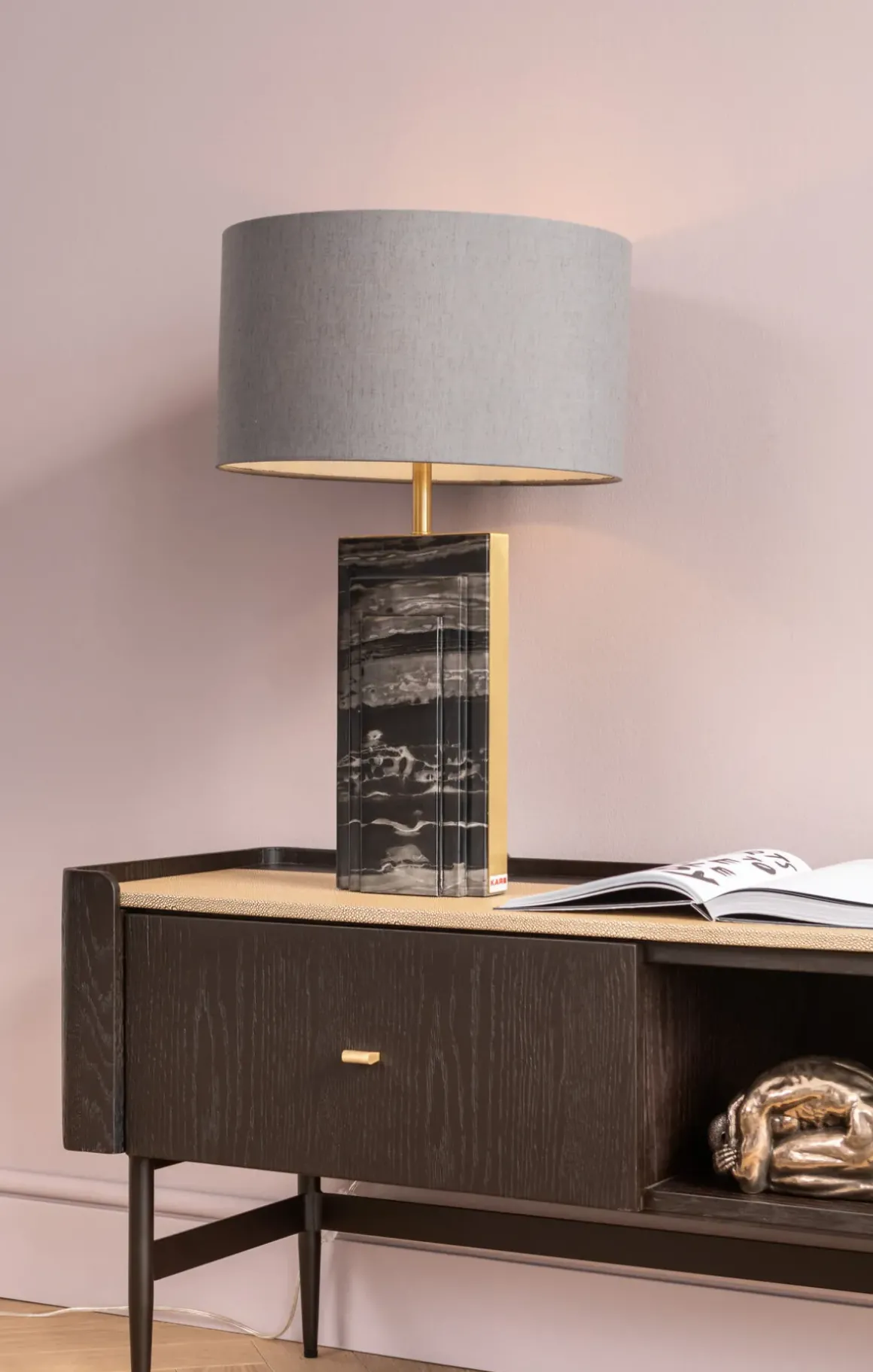 Milano TV-Bänk - Mörkt Trä, 55x200cm - KARE Design