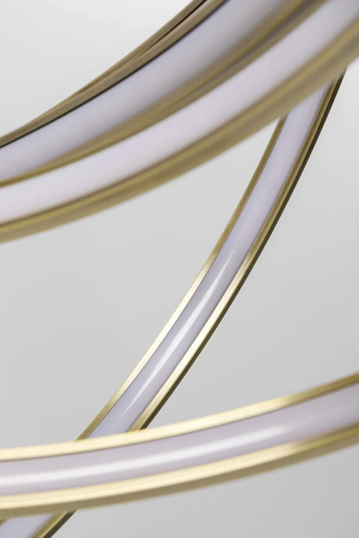 Pendel Saturn - Taklampa med Ringar i Guld LED, Ø75cm - KARE Design