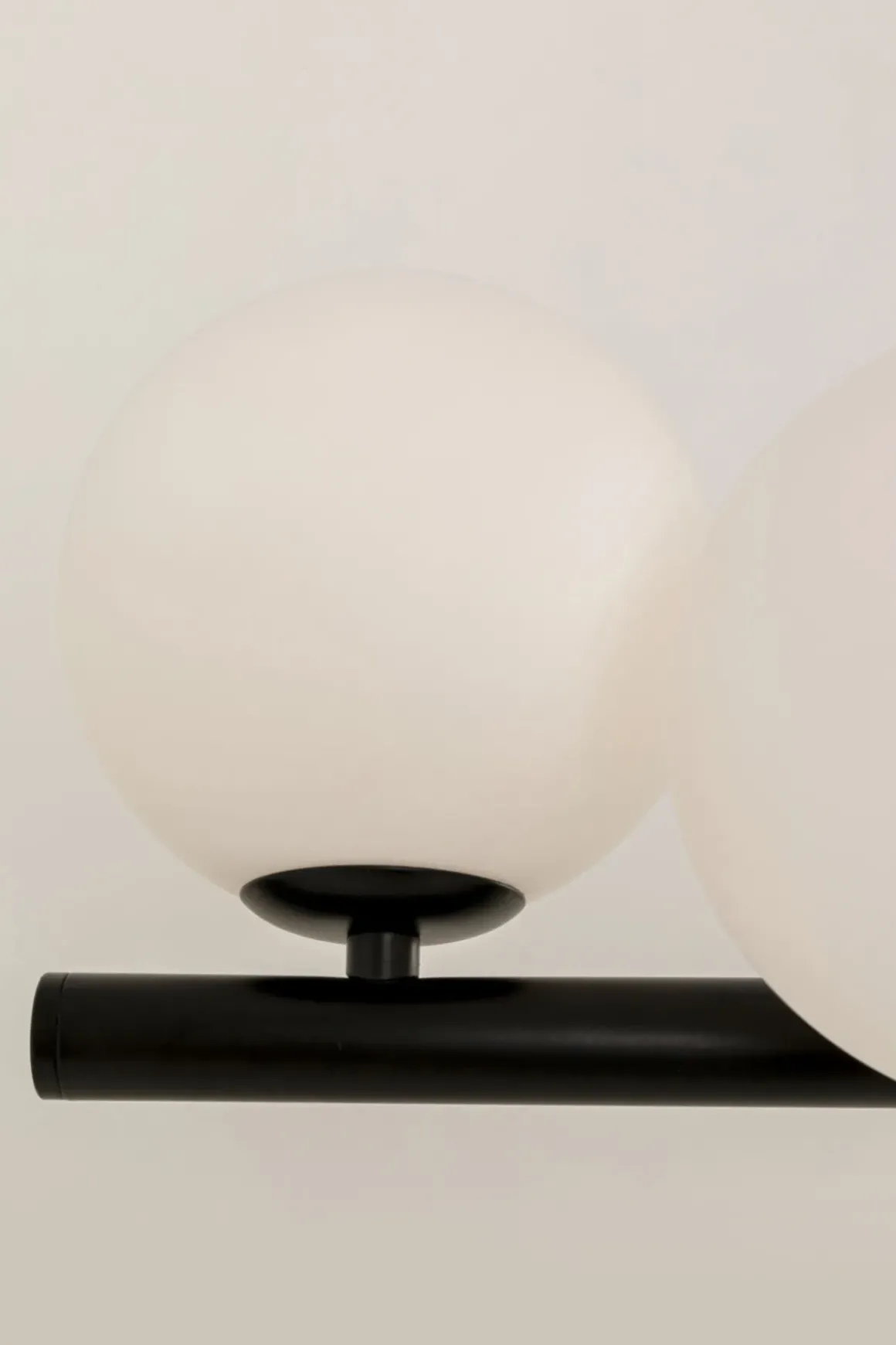 Pendel Scala Balls - Taklampa Svart/Milky 150cm - KARE Design