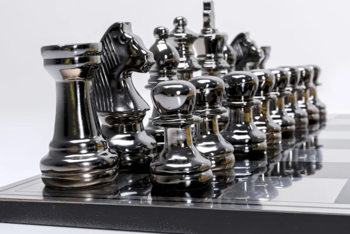Schackspel Chess - 60x60 - KARE Design