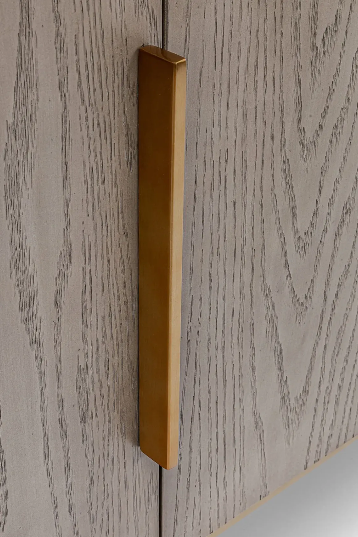 Sideboard Cesaro Ask, 3 Dörrar, 75x160cm - KARE Design