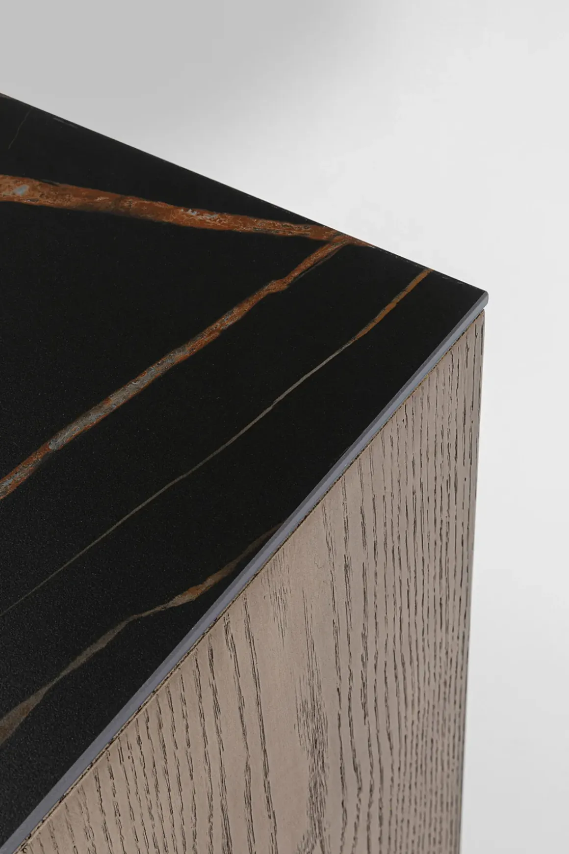 Sideboard Cesaro Ask, 3 Dörrar, 75x160cm - KARE Design
