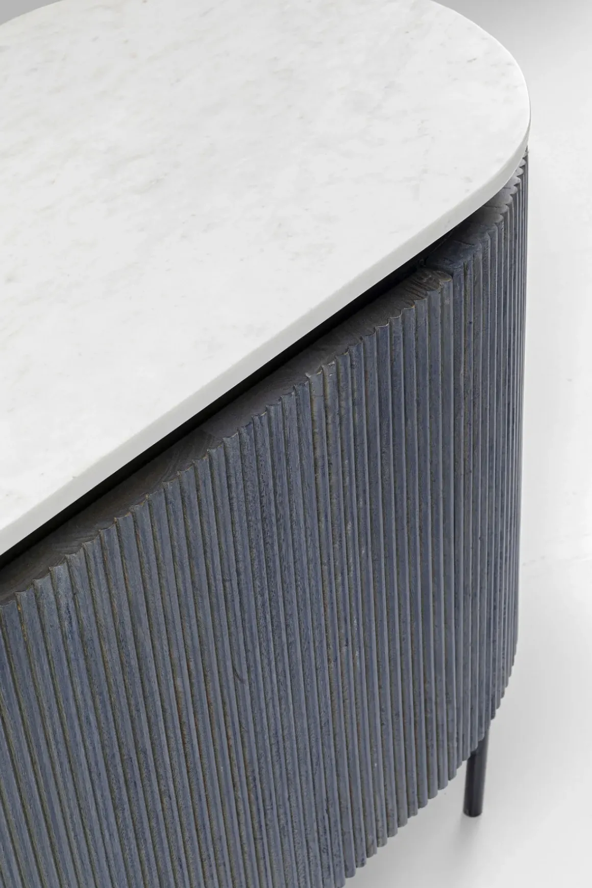 Sideboard Glenn - Mörkgrå Trästruktur/ Marmor, 75x160cm - KARE Design
