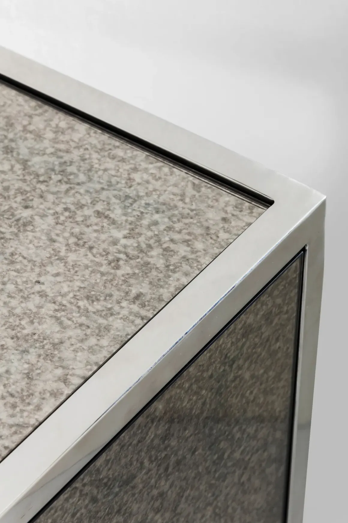 Sideboard Moonscape - 4 Dörrar, 80x155,5cm - KARE Design