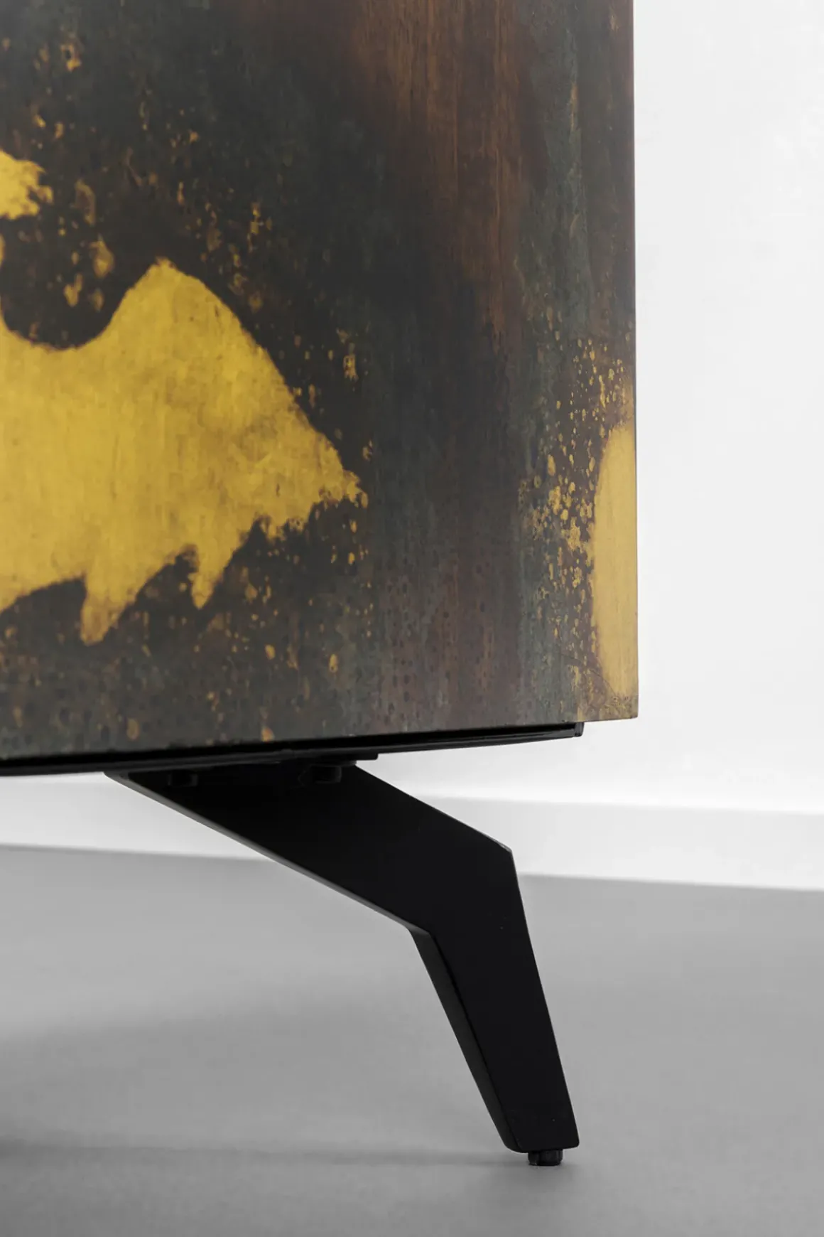 Sideboard Oxy - Skänk i Ärgad Finish, 80x150cm - KARE Design