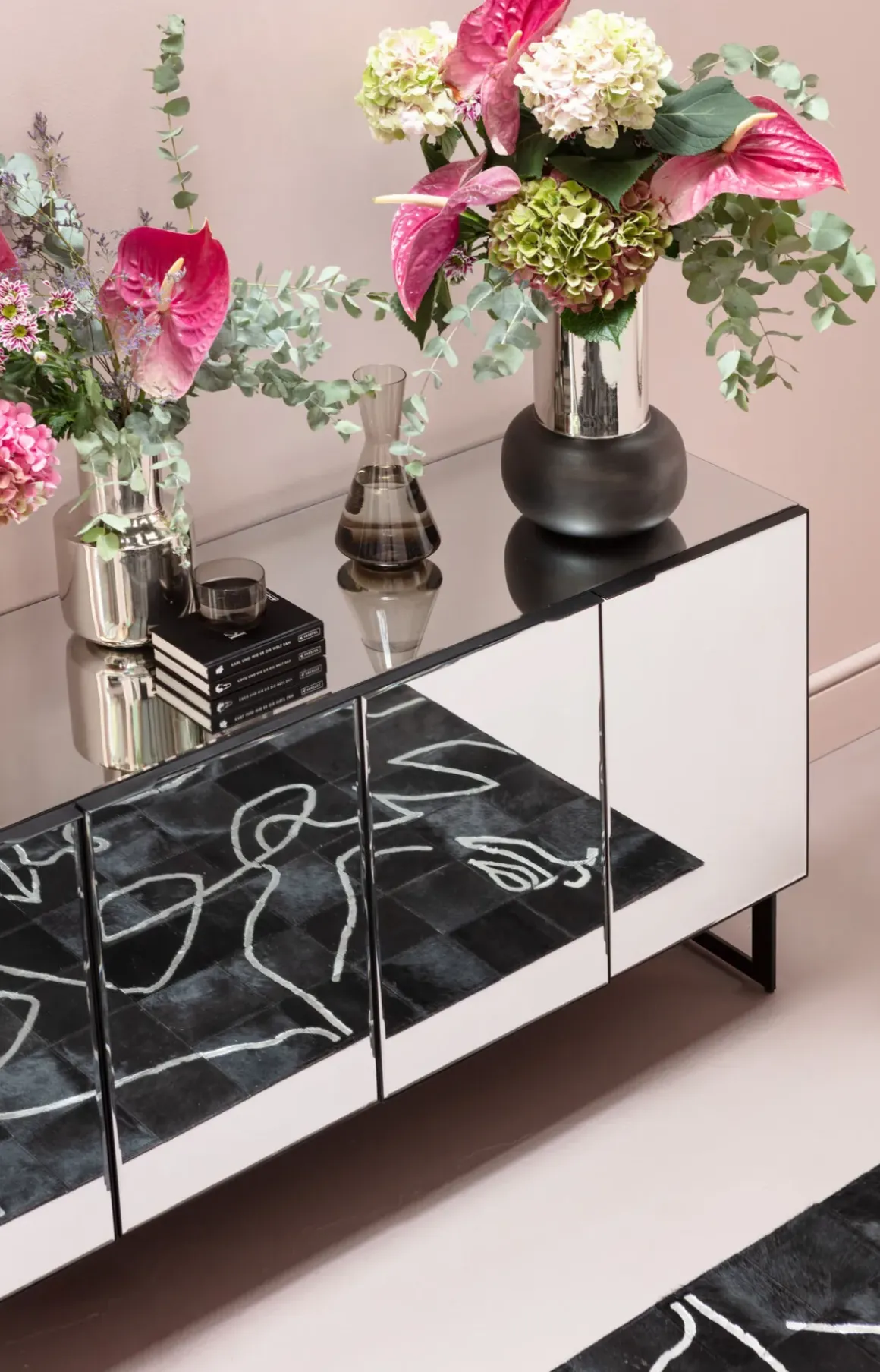 Sideboard Soran - Svart, 160x45cm - KARE Design