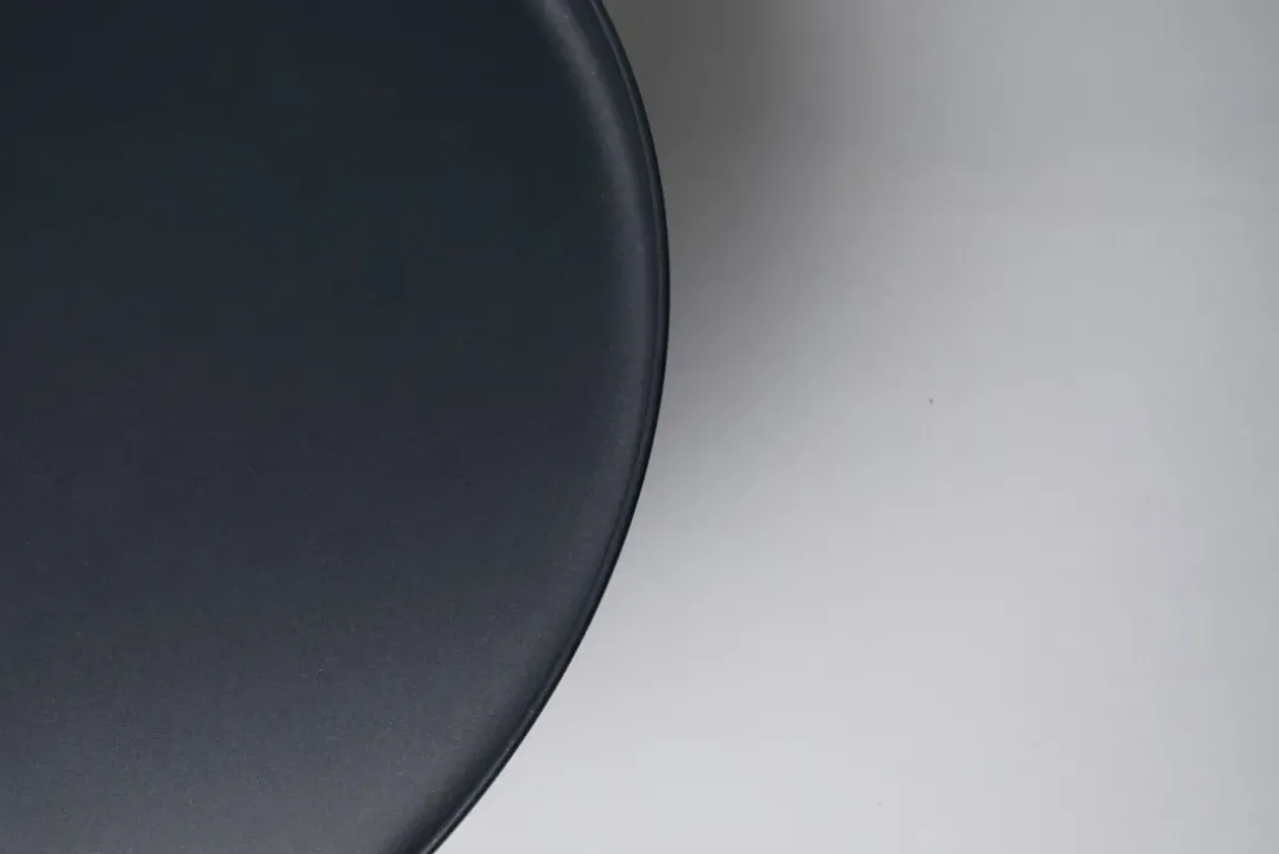 Sidobord Bottiglia smoke - Mörkgrå, Ø60cm - KARE Design