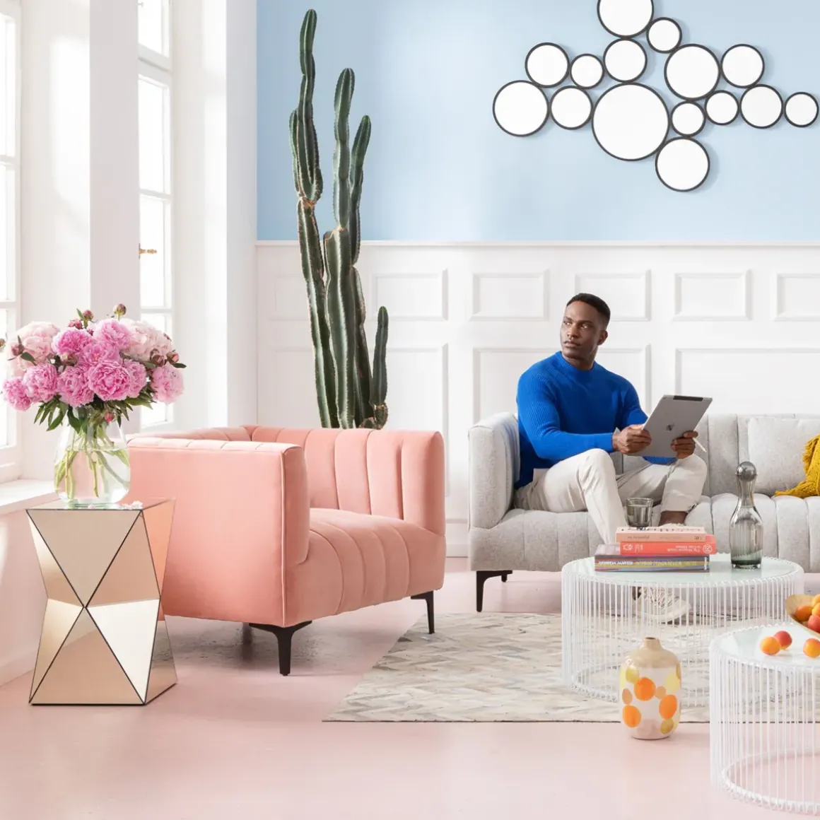 Sidobord Luxury Triangle - Champagnefärgat Spegelglas - KARE Design