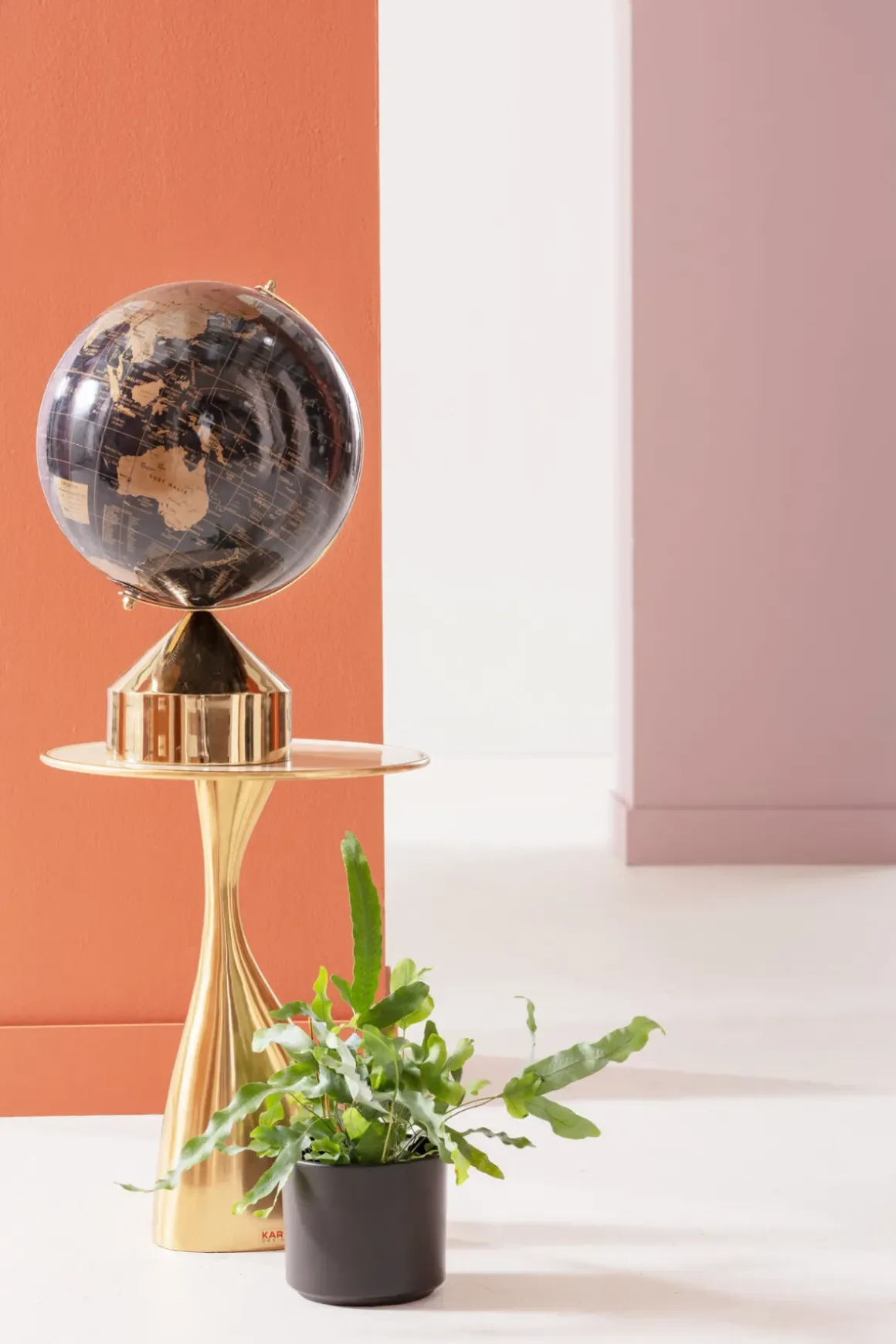 Sidobord Spacey - Guld, Ø36cm - KARE Design