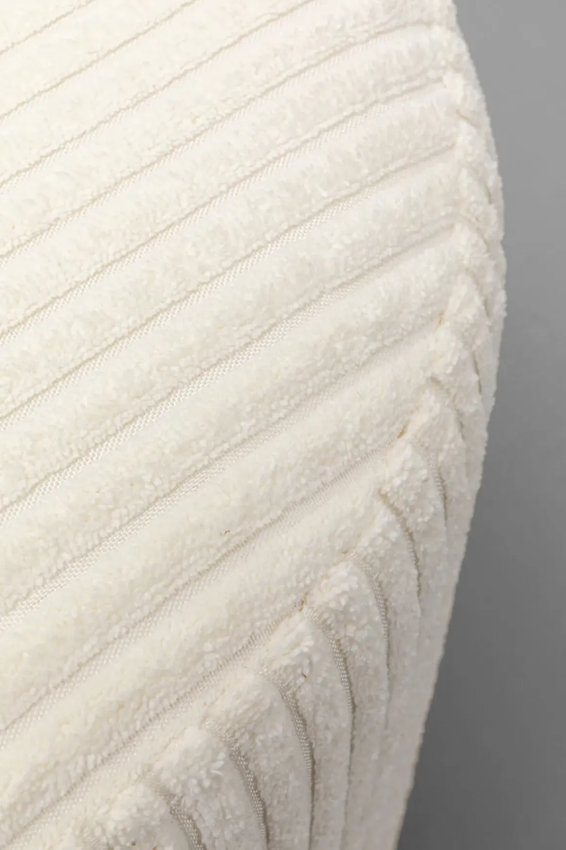 Sittpuff Cherry - Beige/Mäsing, Ø35cm - KARE Design