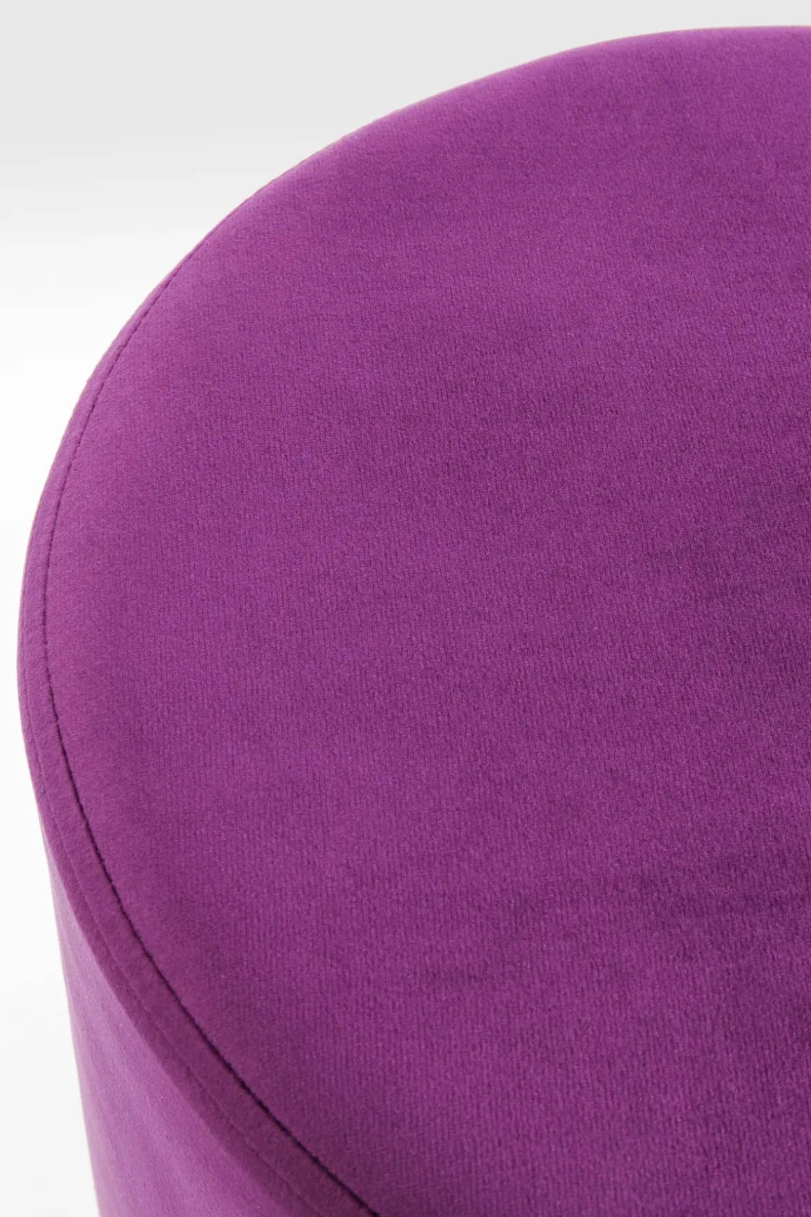 Sittpuff Cherry - Lila Sammet/Mässing, Ø35cm - KARE Design