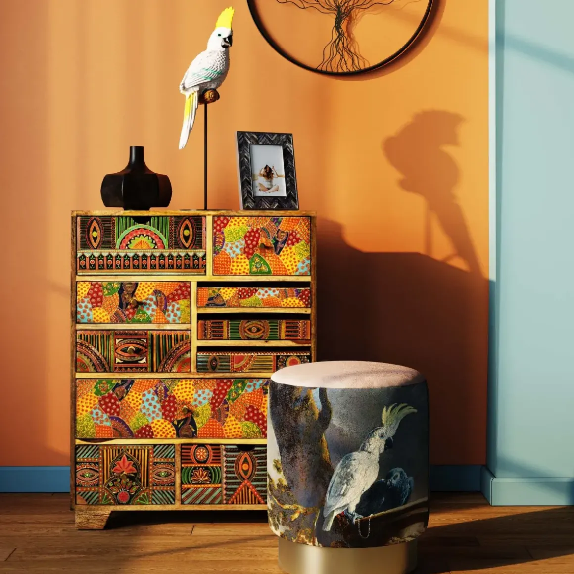 Sittpuff Cherry Parrot - Papegojmotiv/Mässing 32cm - KARE Design