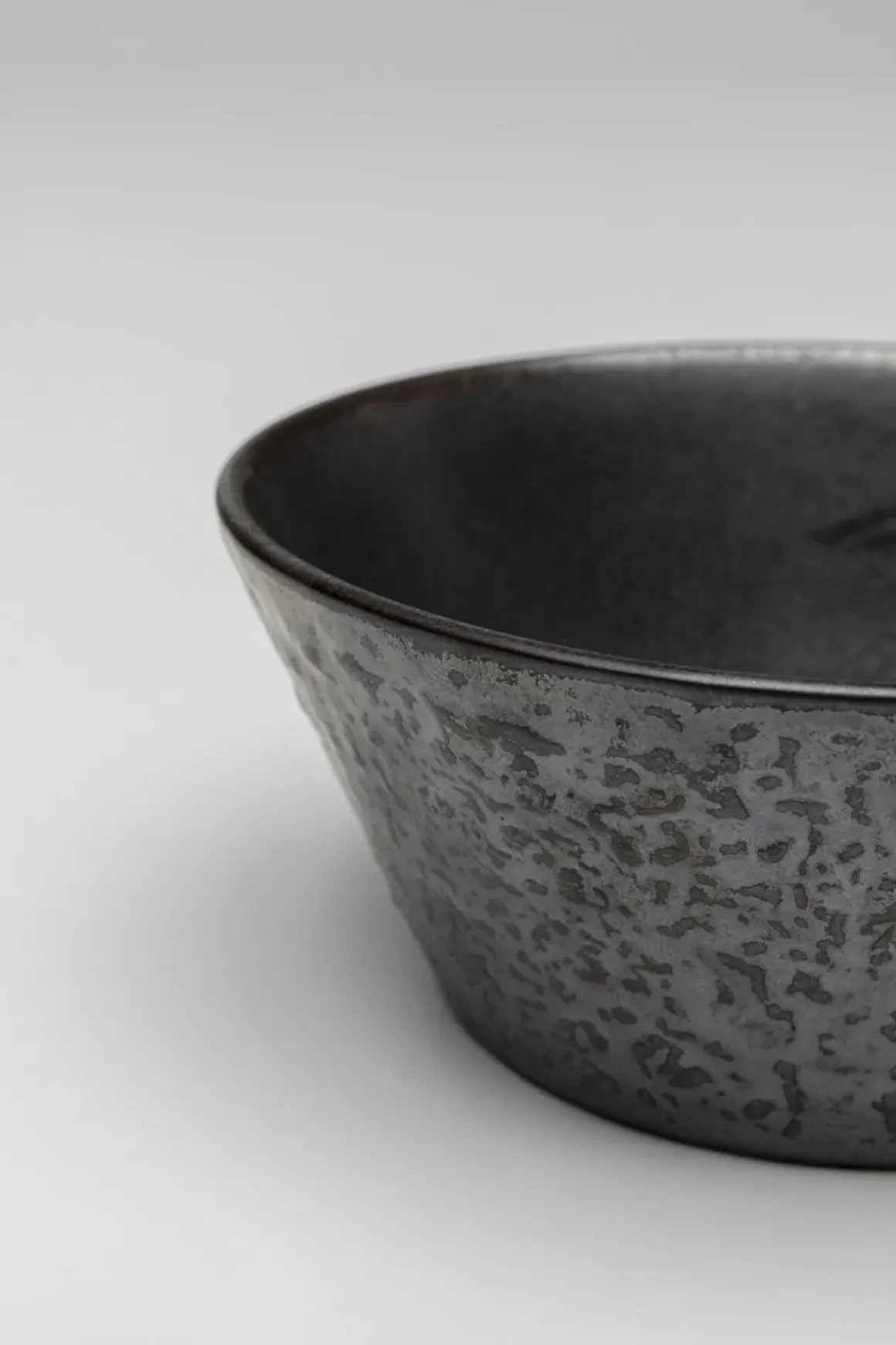 Skål Cosmos - Svart Ø13cm - KARE Design