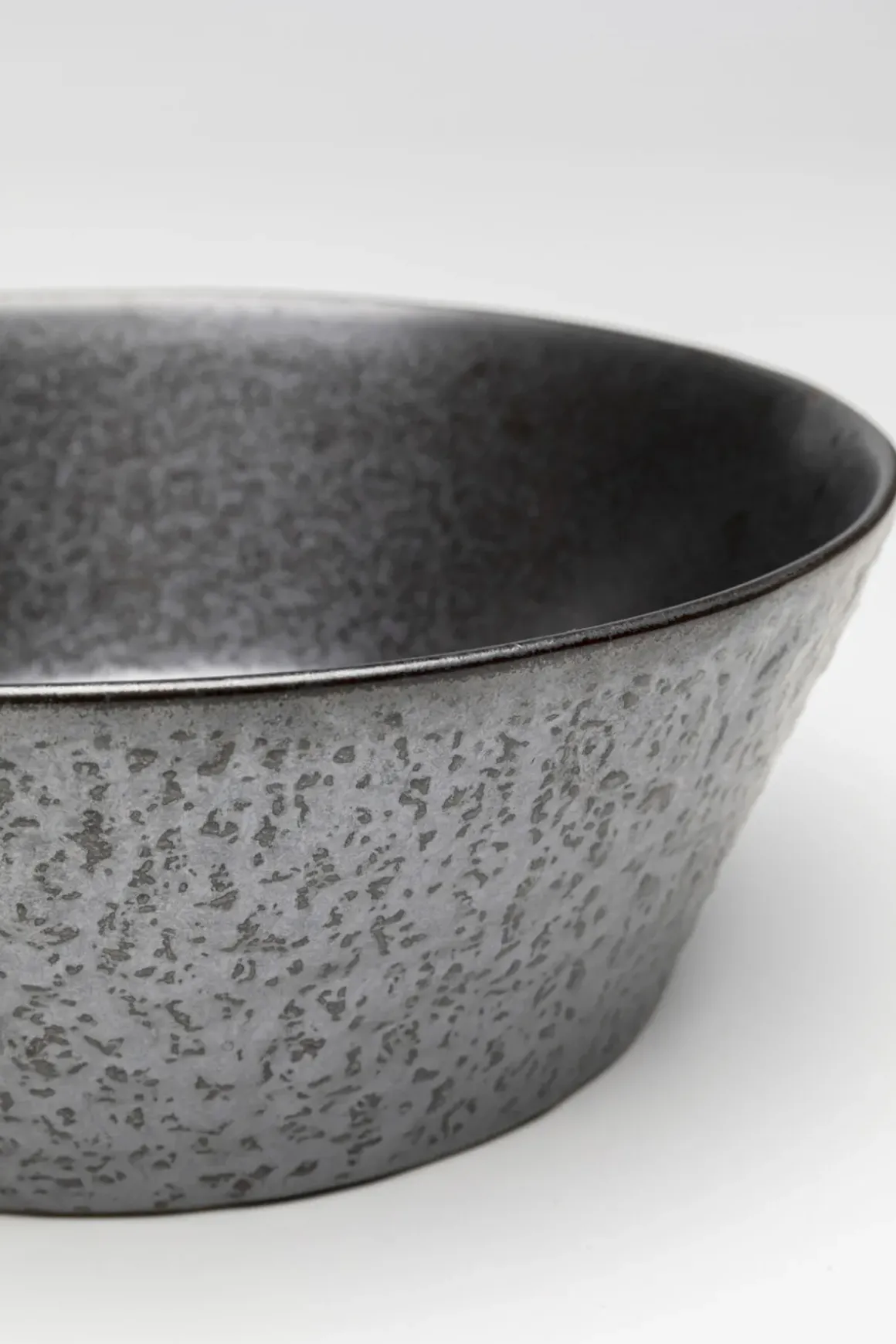 Skål Cosmos - Svart Ø21cm - KARE Design