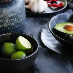 Skål Organic - Djup Skål i Svart Lergods, Ø15cm - KARE Design