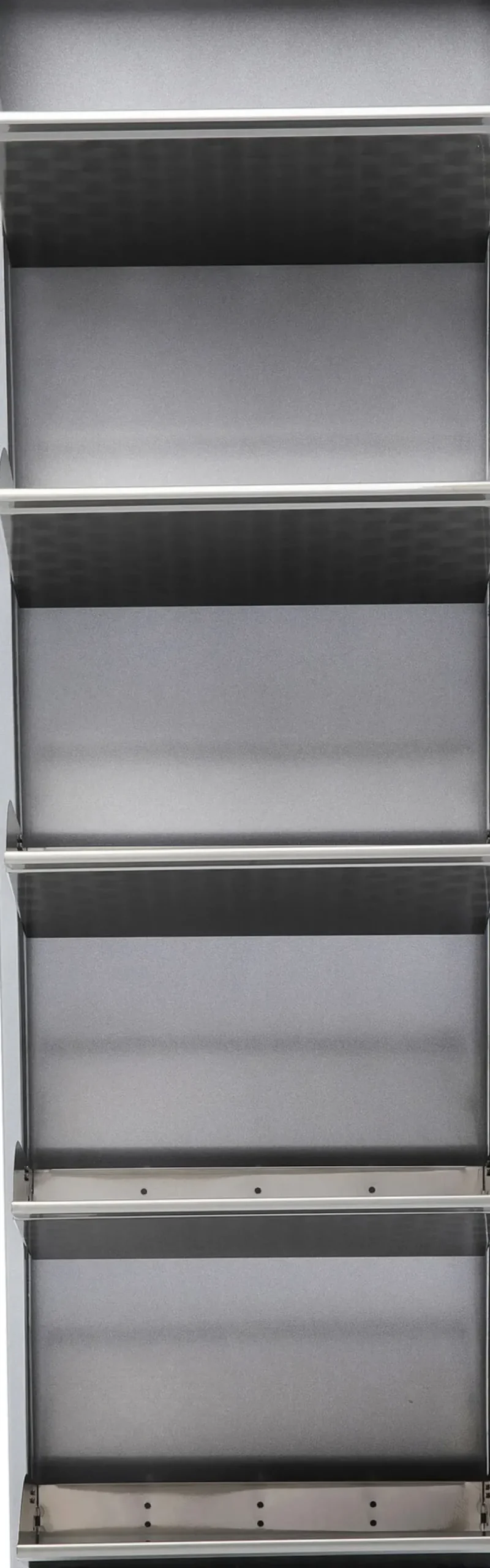 Skoskåp Caruso - Borstad Metall, 170x50cm - 5 Lådor - KARE Design