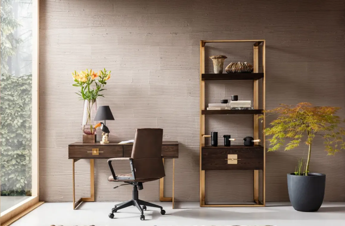 Skrivbord Osaka - Mörkt Trä/Borstad Mässing, 138cm - KARE Design