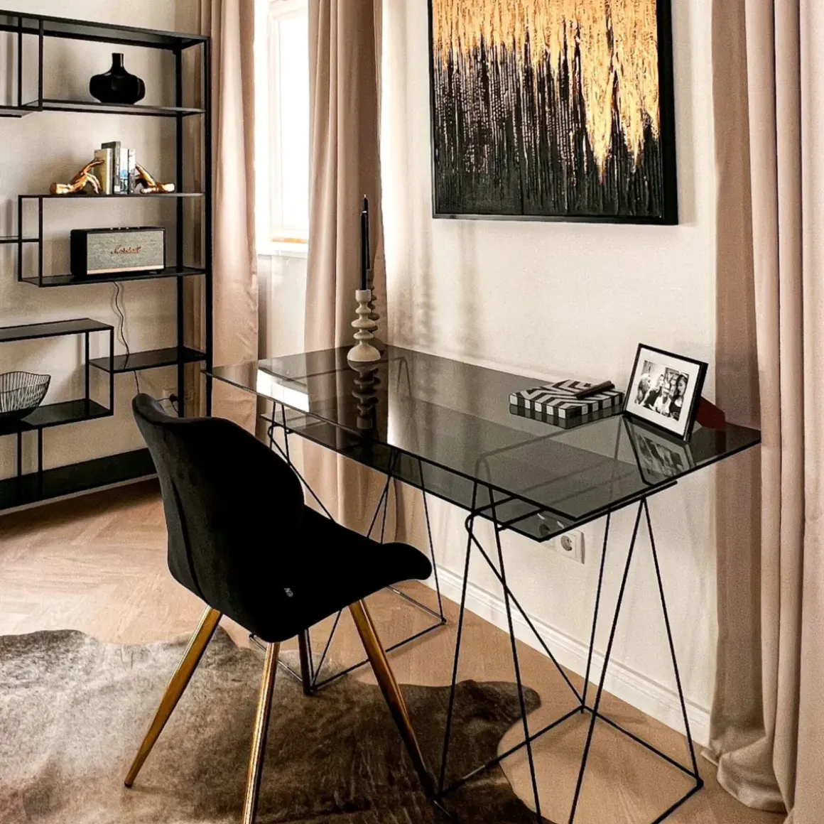 Skrivbord Polar - Tonat Glas/Svart, 135cm - KARE Design