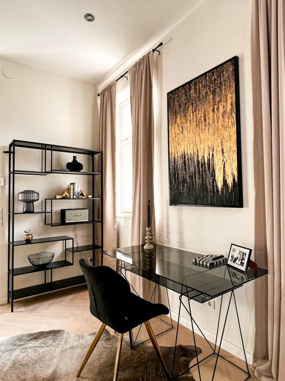 Skrivbord Polar - Tonat Glas/Svart, 135cm - KARE Design